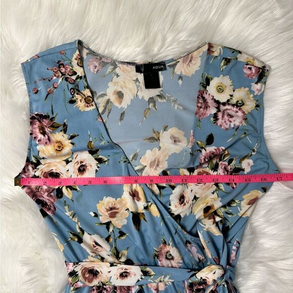 Aqua - Floral Wrap Dress - Picture 6 of 9
